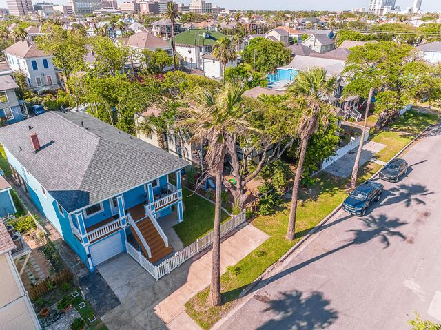 1224 Avenue K, Galveston, TX 77550