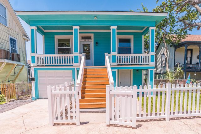 1224 Avenue K, Galveston, TX 77550