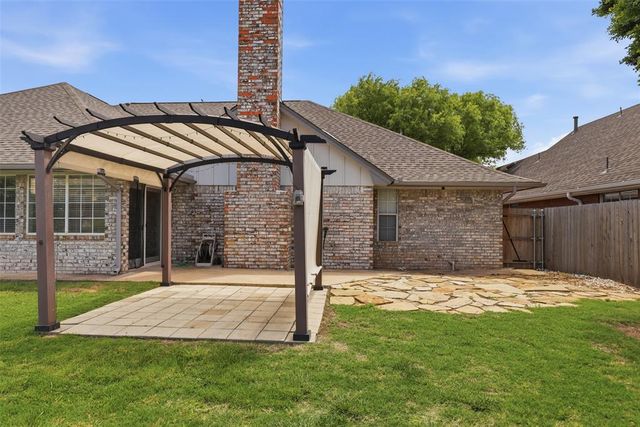 2801 NW 158th Street, Edmond, OK 73013