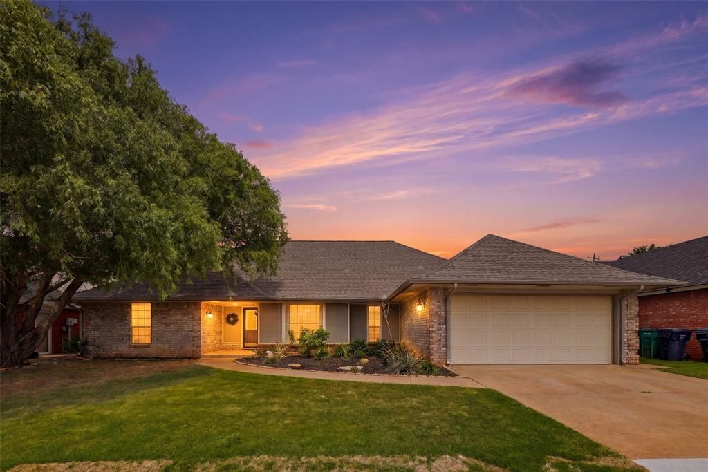 2801 NW 158th Street, Edmond, OK 73013