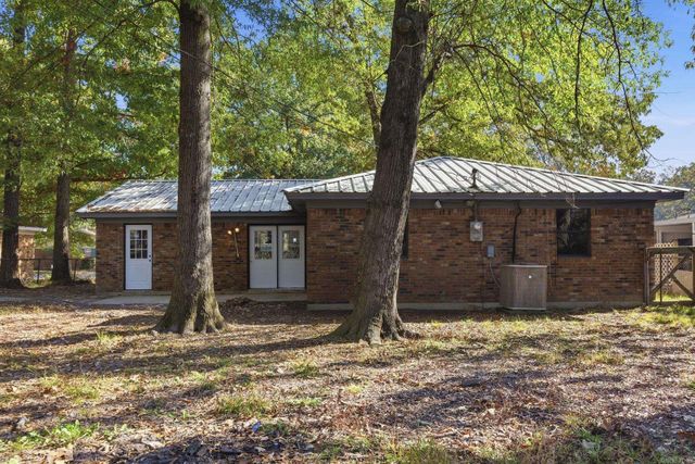 3504 Shamrock, Pine Bluff, AR 71603