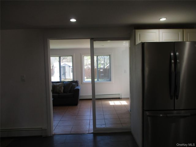 39 Split Cedar Drive, Islandia, NY 11749