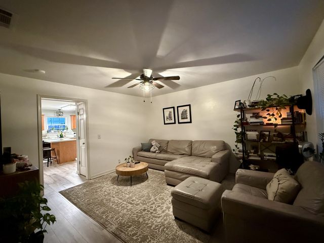 102 Oak Valley Cir, Smyrna, TN 37167