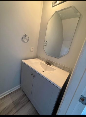 102 Oak Valley Cir, Smyrna, TN 37167