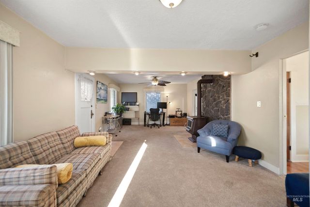 1710 1st Street South, Nampa, ID 83651