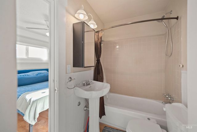 1710 1st Street South, Nampa, ID 83651