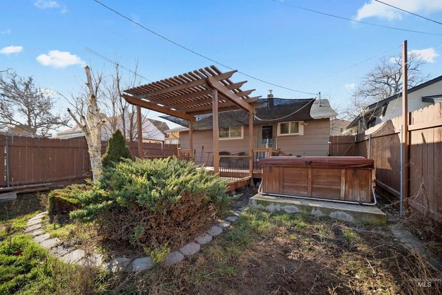 1710 1st Street South, Nampa, ID 83651