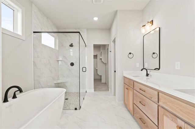 4374 Tee Box Drive, Basehor, KS 66007