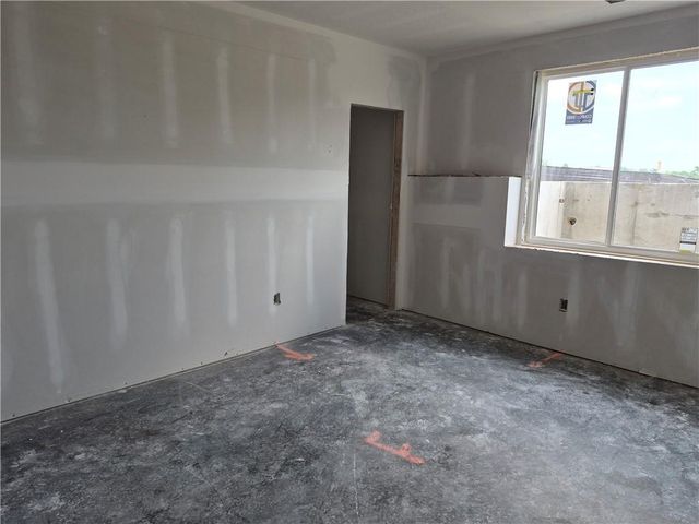 4374 Tee Box Drive, Basehor, KS 66007