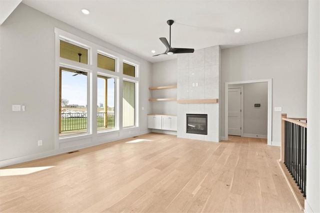 4374 Tee Box Drive, Basehor, KS 66007