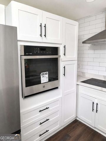 2851 Headland Drive, East Point, GA 30344