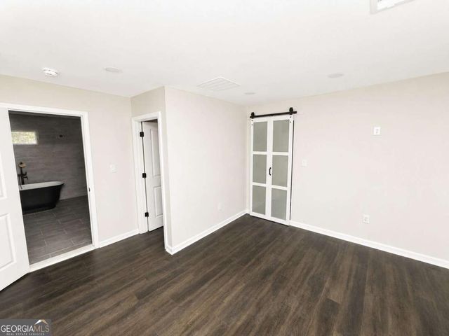 2851 Headland Drive, East Point, GA 30344
