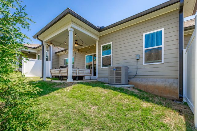 1745 Whisper Winds Lane 28, Ooltewah, TN 37363