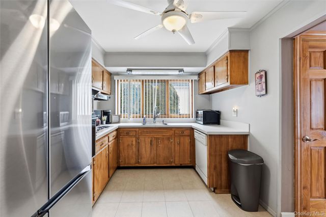 156 N Pine Street, Massapequa, NY 11758