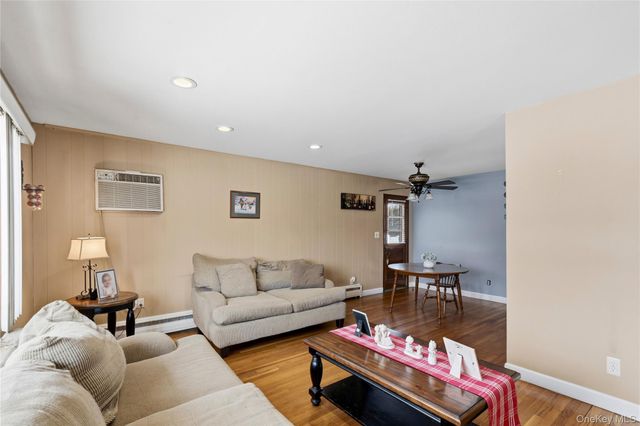 156 N Pine Street, Massapequa, NY 11758