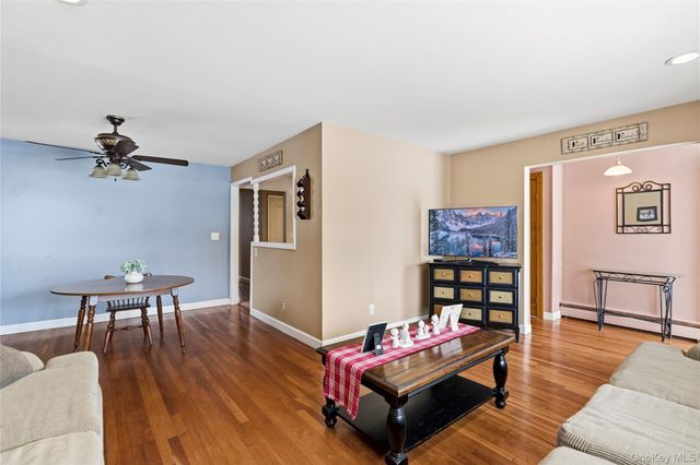 156 N Pine Street, Massapequa, NY 11758