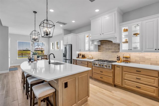 32442 Soaring Willow Way, Conroe, TX 77385