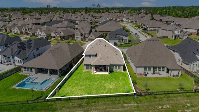 32442 Soaring Willow Way, Conroe, TX 77385