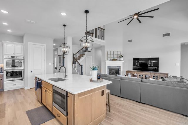 32442 Soaring Willow Way, Conroe, TX 77385