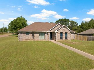 2310 Gale Street, Mount Pleasant, TX 75455