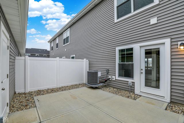 19558 Northwest Drive, Westfield, IN 46074