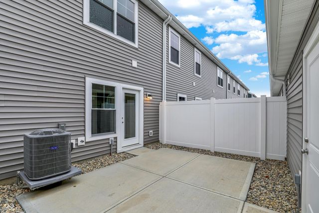 19558 Northwest Drive, Westfield, IN 46074