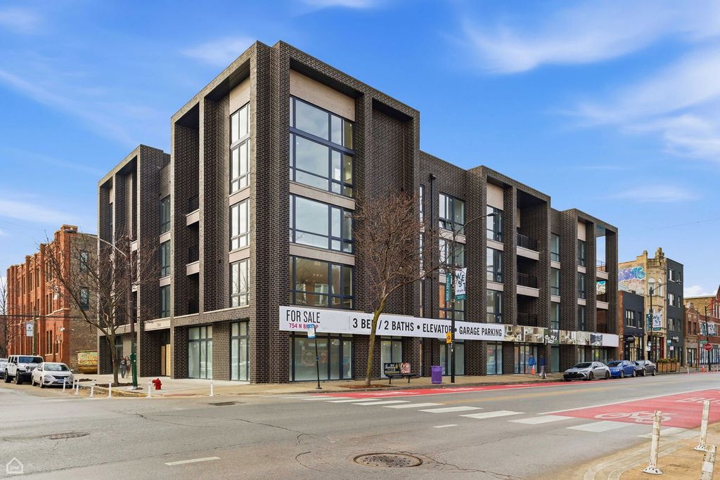 1445 W Chicago Avenue, Chicago, IL 60642