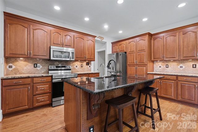 132 Sink Farm Road, Mooresville, NC 28115