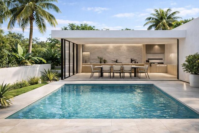 261 NE 43rd St, Miami, FL 33137