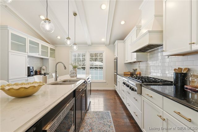 3001 Shoreline Turn, Georgetown, IN 47122