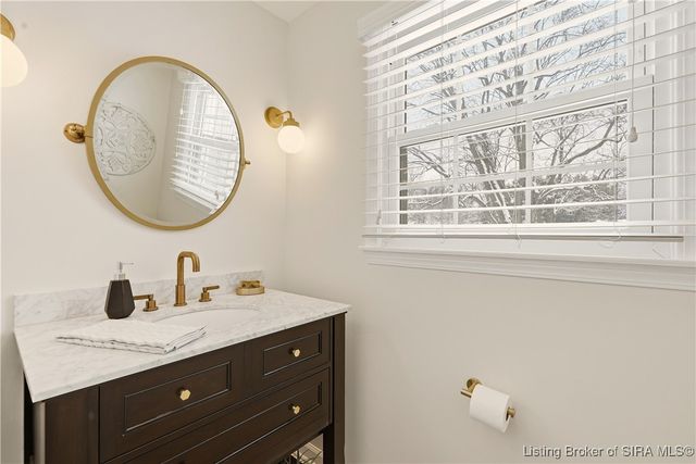 3001 Shoreline Turn, Georgetown, IN 47122