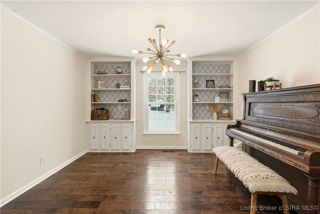 3001 Shoreline Turn, Georgetown, IN 47122