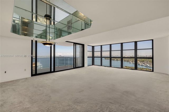 9 Island Ave 2115, Miami Beach, FL 33139