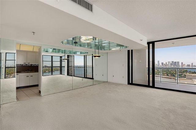 9 Island Ave 2115, Miami Beach, FL 33139