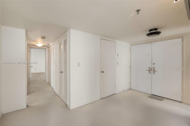 9 Island Ave 2115, Miami Beach, FL 33139