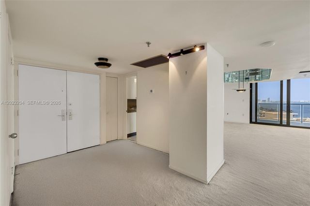 9 Island Ave 2115, Miami Beach, FL 33139