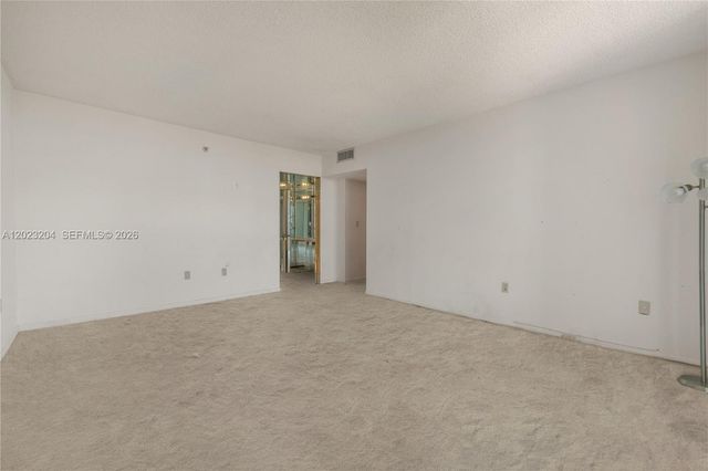 9 Island Ave 2115, Miami Beach, FL 33139