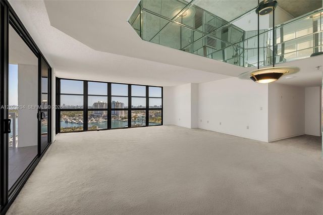 9 Island Ave 2115, Miami Beach, FL 33139