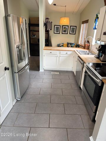 307 Fairmeade Rd, Louisville, KY 40207