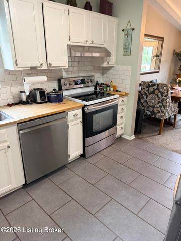 307 Fairmeade Rd, Louisville, KY 40207