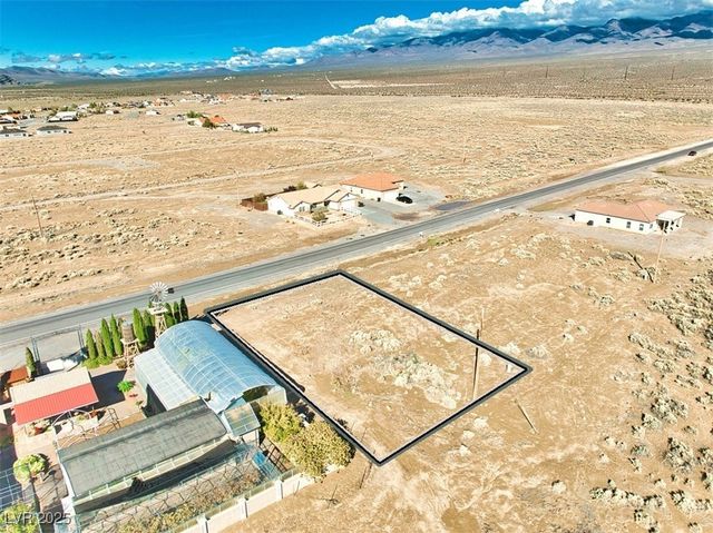531 West Leslie Street, Pahrump, NV 89060