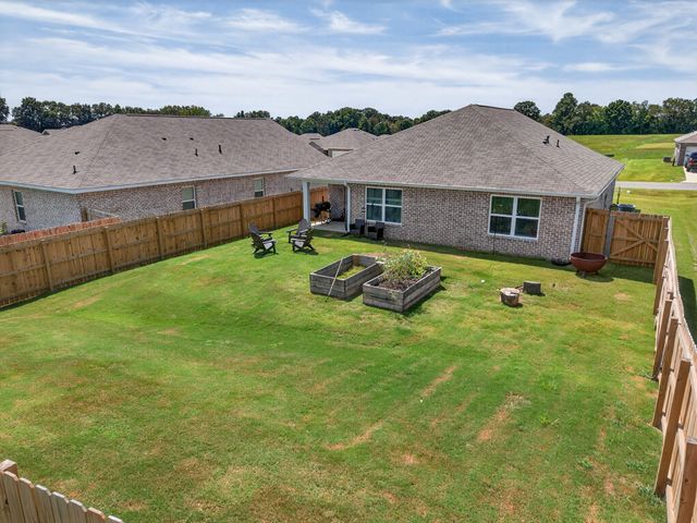 29 Annie Kate Dr, Fayetteville, TN 37334