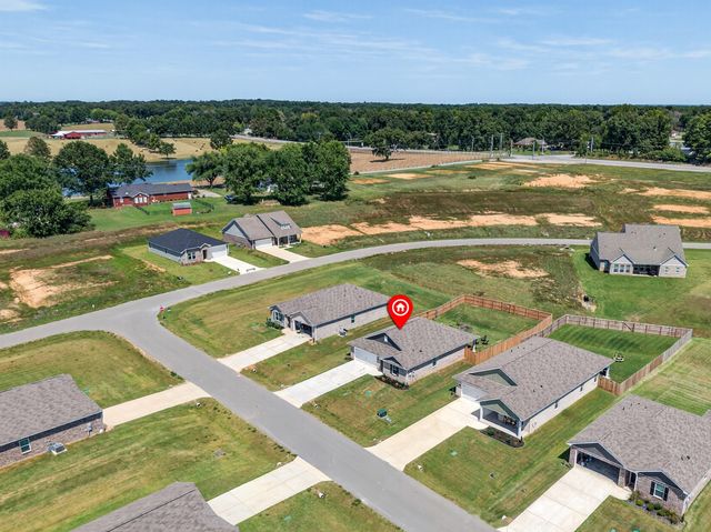 29 Annie Kate Dr, Fayetteville, TN 37334