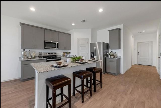 1606 Westway Drive, Arcola, TX 77545