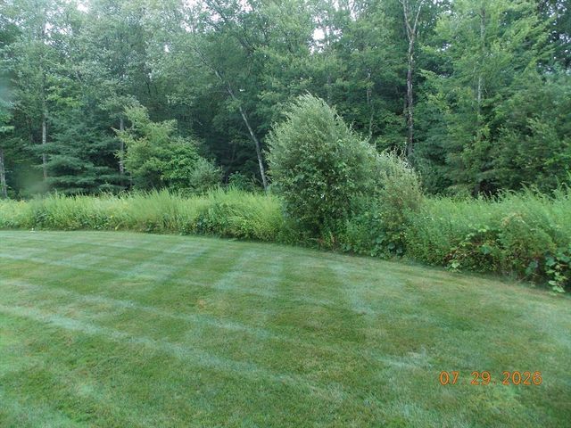 1 Paradise Ln J3, Whitman, MA 02382