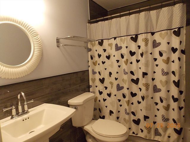 1 Paradise Ln J3, Whitman, MA 02382