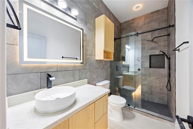 2529 Vanderbilt Avenue, Mcallen, TX 78504