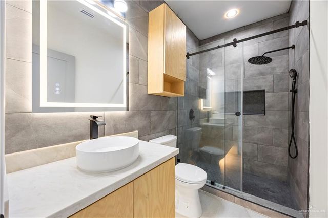 2529 Vanderbilt Avenue, Mcallen, TX 78504