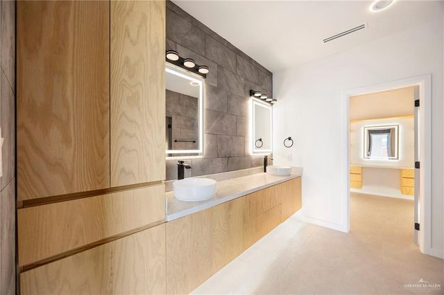 2529 Vanderbilt Avenue, Mcallen, TX 78504