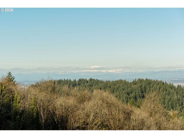 318 Nw SKYLINE Blvd 6, Portland, OR 97210